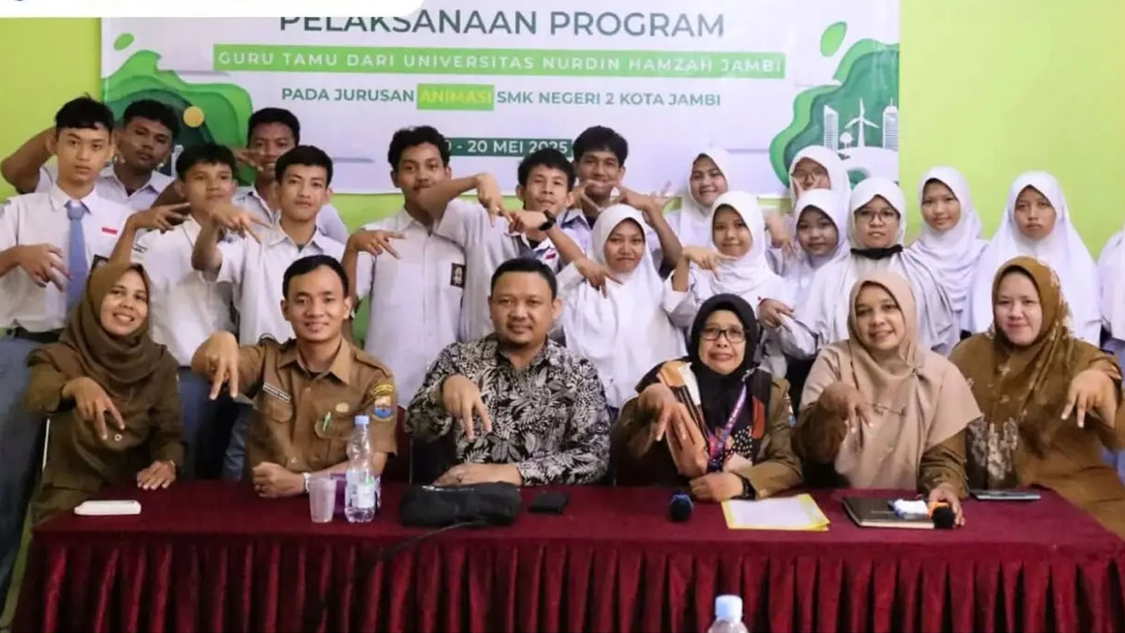 Pelaksanaan Program Guru Tamu dari Universitas Nurdin Hamzah Jambi di Jurusan Animasi SMK Negeri 2 Kota Jambi